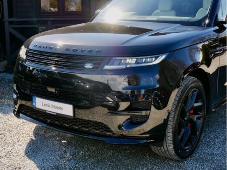 2026 Land Rover Range Rover Sport - thumbnail 9