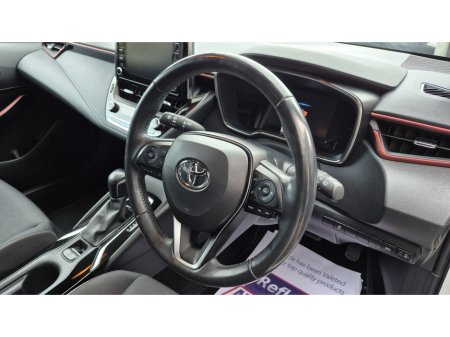 2019 Toyota Corolla HYBRID LUNA SPORT HB 4DR €18,950 thumbnail