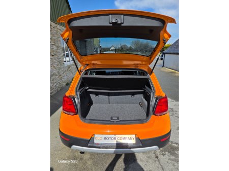 2012 Volkswagen Polo - thumbnail 8