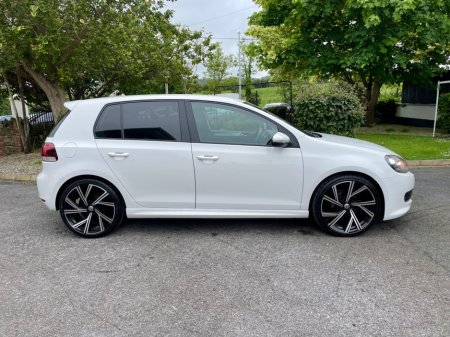 2011 Volkswagen Golf S BLUEMOTION 1.6 TDI**ONLY €180 TAX**105 BHP**FACTORY BODY KIT**FSH**CANDY WHITE**MINT** €8,950