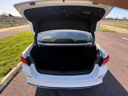 2019 Kia Optima - thumbnail 7