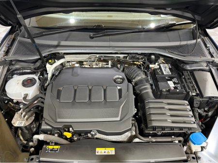 2020 Volkswagen Passat - thumbnail 16