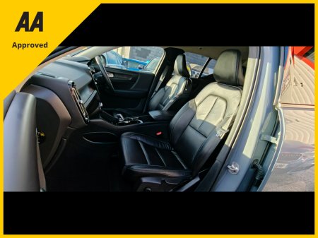2022 Volvo XC40 2022 1.5 T4 PLUS 208BHP AU €32,950 thumbnail