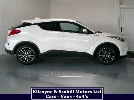 2017 Toyota C-HR - thumbnail 9