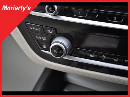 2018 BMW 5 Series - thumbnail 17