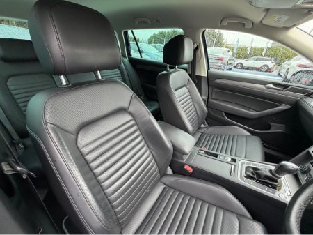 2020 Volkswagen Passat - thumbnail 13