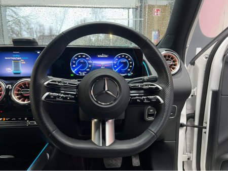 2024 Mercedes-Benz EQB - thumbnail 10