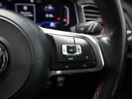 2019 Volkswagen T-Roc *80* SPORT 1.5 TSI MANUAL 6SPEED FWD 150HP 5 5DR €19,800 thumbnail