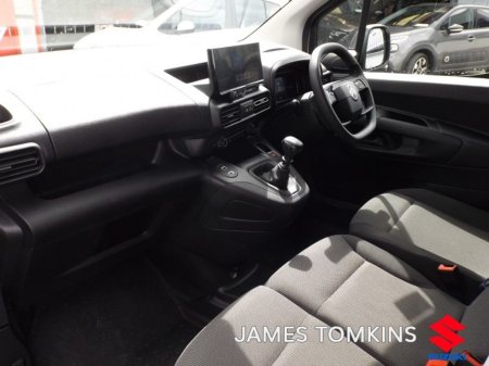 2025 Citroen Berlingo LX PLUS €25,950