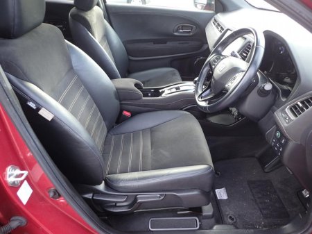 2018 Honda Vezel RS Honda Sensing €18,950 thumbnail