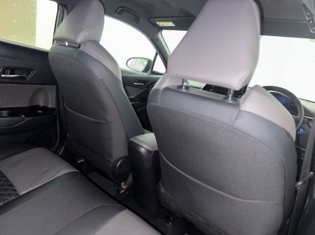 2020 Toyota C-HR - thumbnail 6