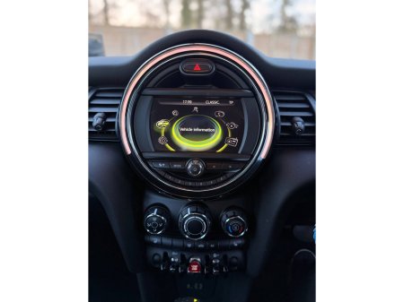 2015 MINI Hatch - thumbnail 37