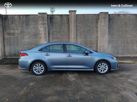 2023 Toyota Corolla LUNA SALOON 4DR AUTO €26,900 thumbnail