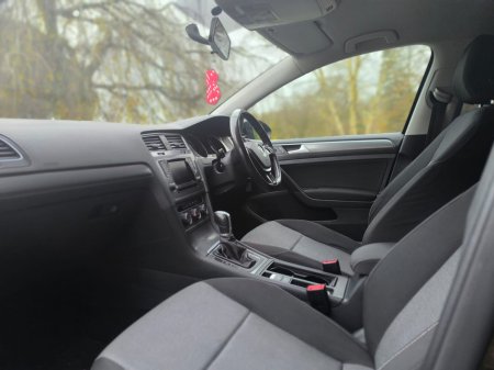 2014 Volkswagen Golf - thumbnail 19