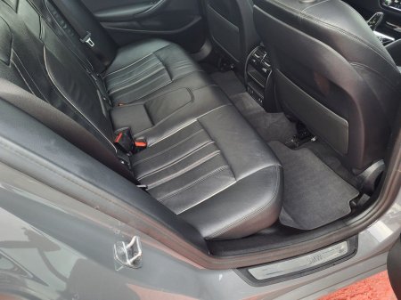 2022 BMW 5 Series 520d xDrive SE (MHT) €39,500 thumbnail