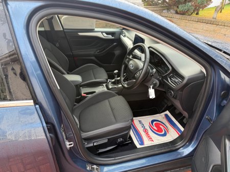 2021 Ford Focus 1.5L EcoBlue 120PS Zetec €18,995 thumbnail