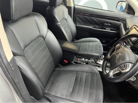 2018 Mitsubishi Outlander - thumbnail 12