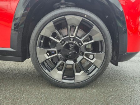 2026 BMW XM  €168,122 thumbnail