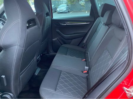 2023 Skoda Karoq SPORT 2.0 TDI 115HP DSG 5 5DR AUTO €33,995 thumbnail