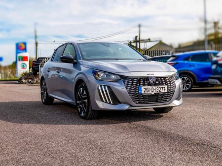 2025 Peugeot 208 - thumbnail 7