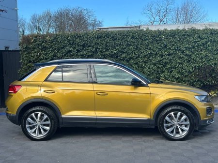 2020 Volkswagen T-Roc - thumbnail 2