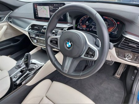 2024 BMW 5 Series - thumbnail 6