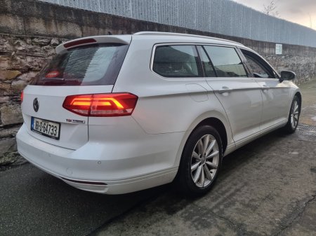 2016 Volkswagen Passat 1.4 TSI DSG 125HP Comfortline €9,499 thumbnail