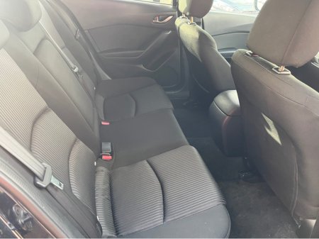 2016 Mazda Mazda3 1.5 SKYACTIV-D SE-L NAV 5DR €8,500 thumbnail