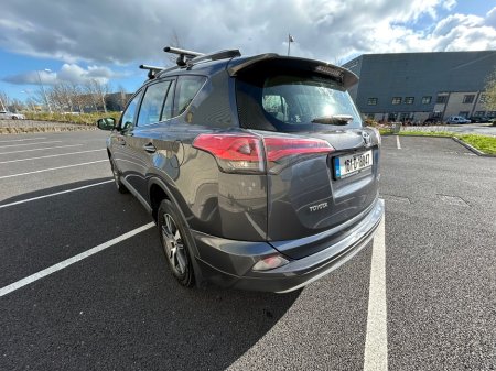 2016 Toyota Rav4 - thumbnail 6