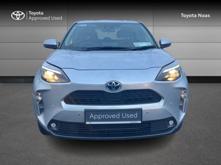 2024 Toyota Yaris Cross CROSS LUNA €28,444 thumbnail