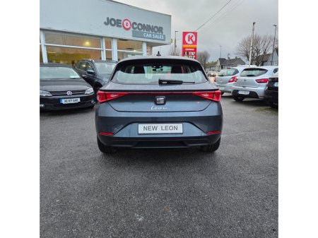 2025 SEAT Leon 1.5 TSI 115hp SE €28,995 thumbnail