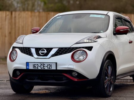 2016 Nissan Juke - thumbnail 3