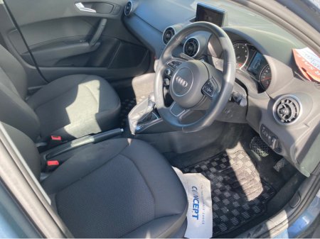 2016 Audi A1  €13,900