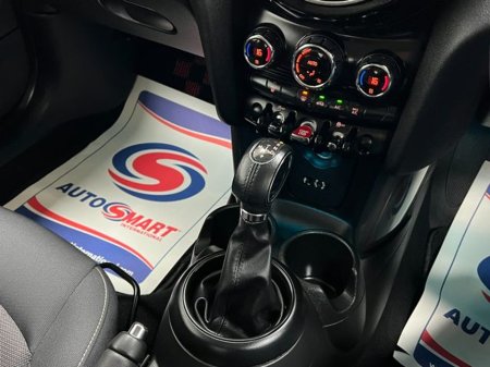 2017 MINI Cooper D - thumbnail 23