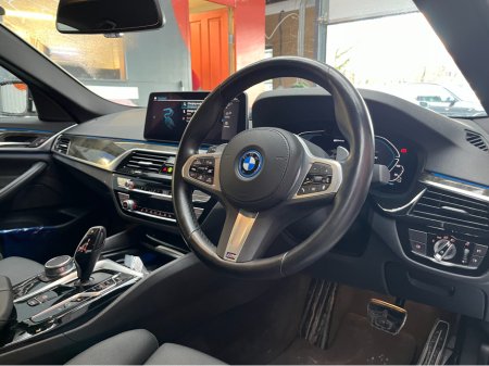 2022 BMW 5 Series - thumbnail 11