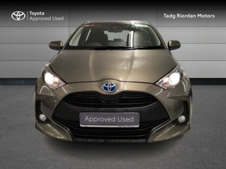 2022 Toyota Yaris HYBRID LUNA 4DR AUTO €23,950 thumbnail
