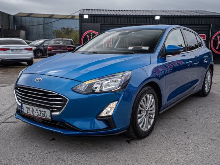 2021 Ford Focus - thumbnail 18