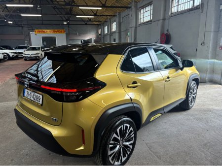 2021 Toyota Yaris - thumbnail 11