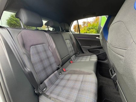 2025 Volkswagen Golf GTE TSI MK 8.5 LONGER RANGE €41,995 thumbnail