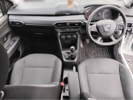 2021 Dacia Sandero ESSENTIAL SCE 65 MY21. MY21.5 4DR €11,950 thumbnail