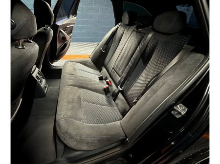 2017 BMW 3 Series - thumbnail 46