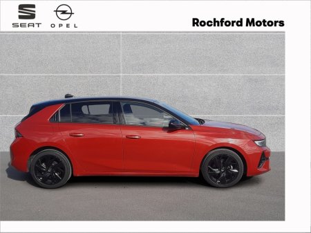 2022 Opel Astra 5 DR HATCH-SRI-1.2 130PS AUTOMATIC €22,995 thumbnail