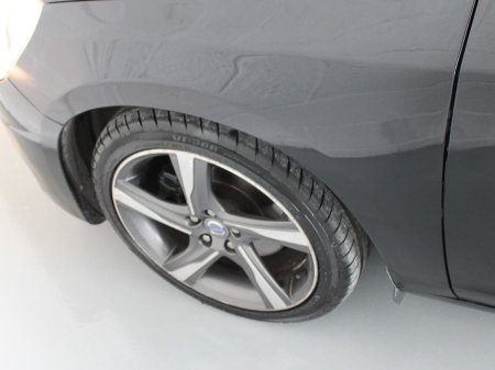 2013 Volvo S60 D3 (136HP) R-design 4DR €7,999