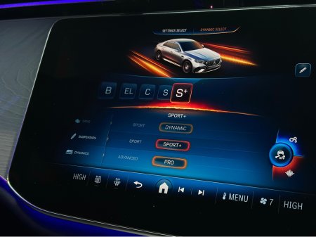 2025 Mercedes-Benz AMG E 53 PREMIUM PLUS E-HYBRID 4MATIC €109,950 thumbnail