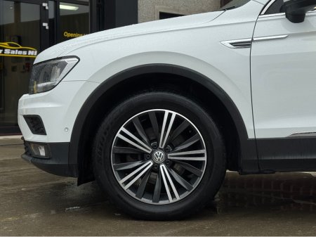 2019 Volkswagen Tiguan Allspace MATCH TDI €27,700 thumbnail