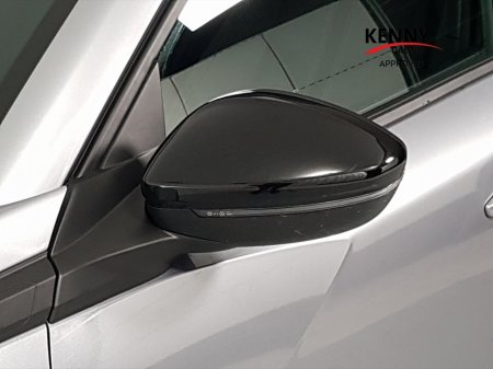 2024 Peugeot 2008 - thumbnail 29