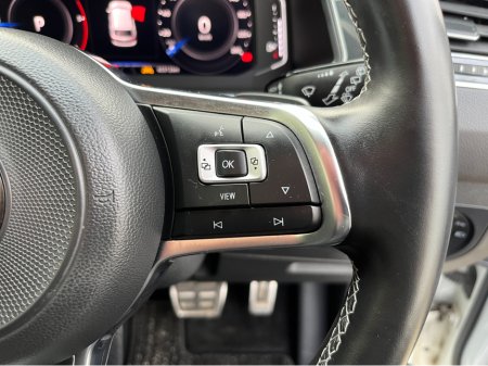 2020 Volkswagen Tiguan - thumbnail 28