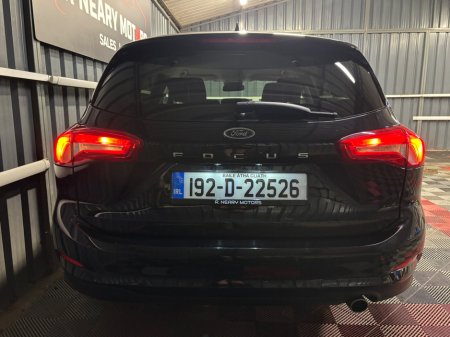 2019 Ford Focus - thumbnail 2