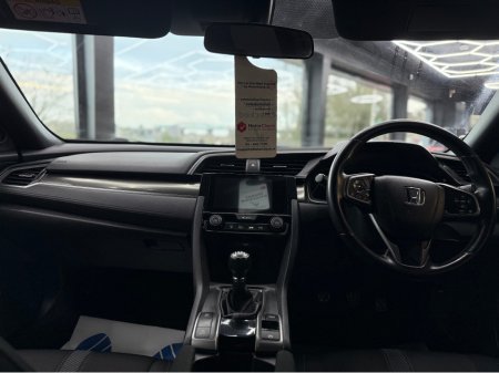 2017 Honda Civic 5DR 1.0 SMART PLUS €17,950 thumbnail