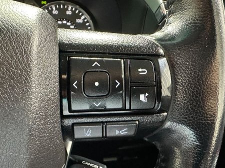 2022 Toyota Hilux Invincible 2.4 D4D Auto Double Cab €36,800 thumbnail